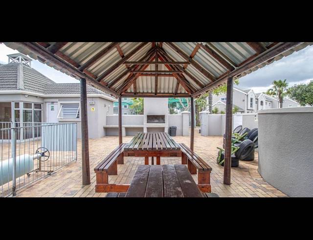 1 BEDROOM APARTMENT SOLD IN TOWNSEND ESTATE